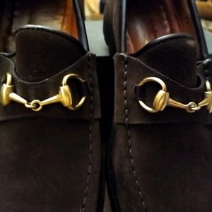 Authentic vintage suede Gucci loafers size 6